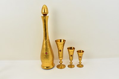 Lot 578 - FLORES BAVARIA; a fifteen piece gilt covered...