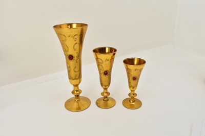 Lot 578 - FLORES BAVARIA; a fifteen piece gilt covered...