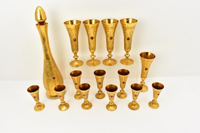 Lot 578 - FLORES BAVARIA; a fifteen piece gilt covered...