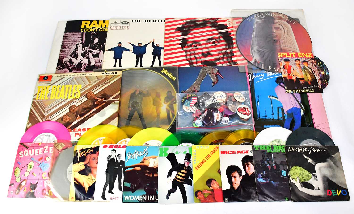 Lot 574 - A collection of LPs and 45rpm singles, to...