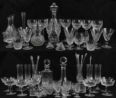 Lot 315 - A large collection of assorted glassware,...