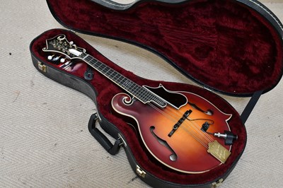 Lot 1004 - GIBSON; an F-style Wayne Benson signature...