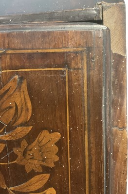 Lot 13 - A late 18th/early 19th century Dutch marquetry...
