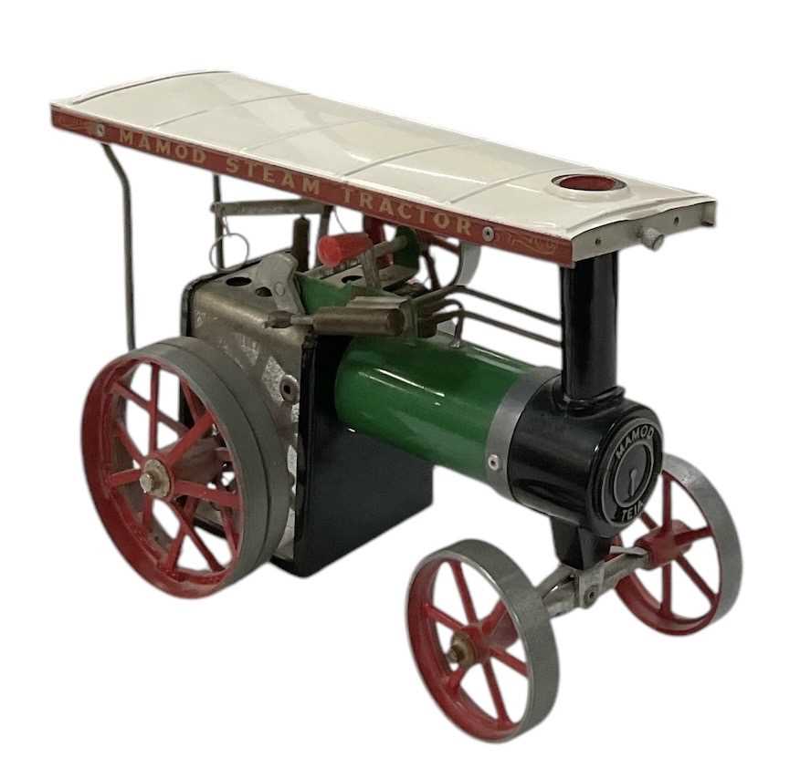 Lot 589 - MAMOD; a scale model steam tractor, with...