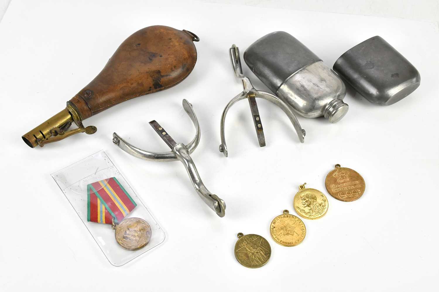 Lot 2463 - A collection of assorted militaria including...
