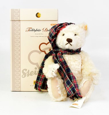 Lot 435 - STEIFF; a German collectors' bear 'Winter Bear'...
