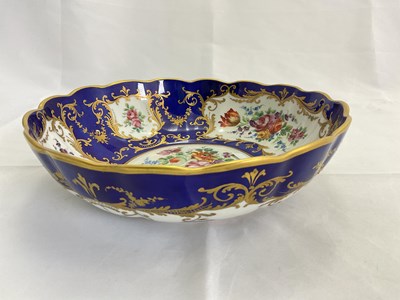 Lot 229 - A late 19th century French porcelain bowl of...