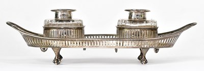 Lot 579 - GOLDSMITHS & SILVERSMITHS CO LTD; an Edward...