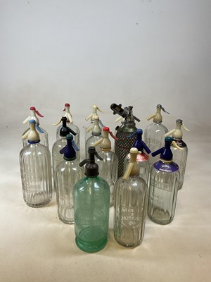 Lot 101 - Sixteen various soda syphons.