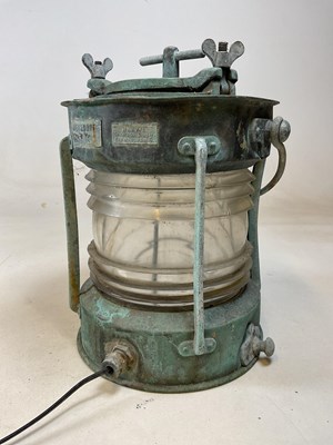 Lot 88 - A vintage ship's anchor light with clear glass...