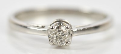 Lot 376 - A platinum set diamond solitaire ring, the...