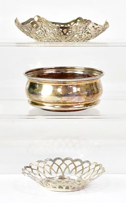 Lot 617 - BISHTON'S LTD; an Elizabeth II hallmarked...