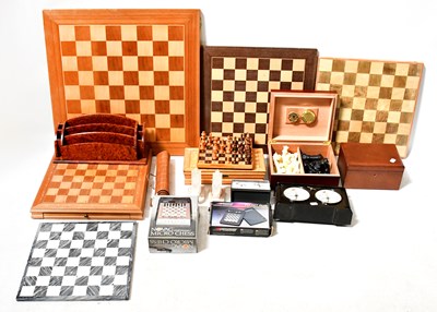 Lot 463 - A collection of chess-related items, including...
