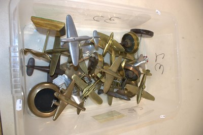 Lot 116 - A group of vintage model aeroplanes, some in...