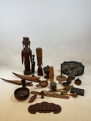 Lot 68 - A group of treen including large carved...