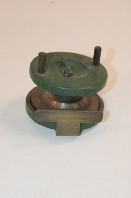 Lot 68 - JAMES ASPINDALE & SON; a three piece split...