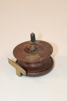 Lot 68 - JAMES ASPINDALE & SON; a three piece split...