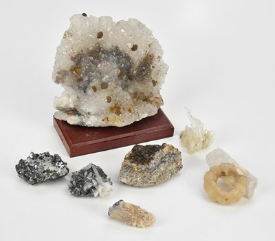 Lot 1532 - MINERAL SPECIMENS; a collection of minerals,...