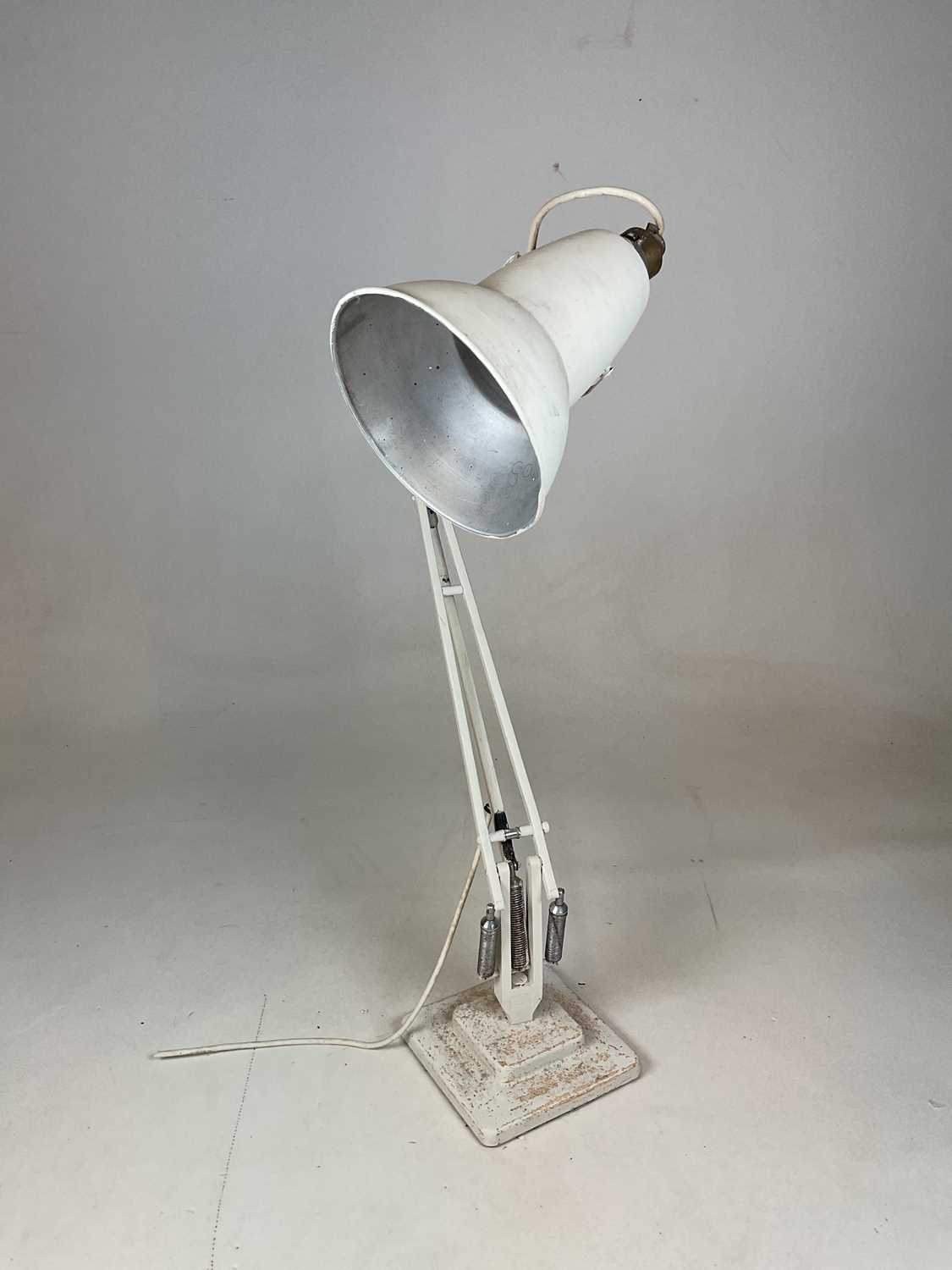 Lot 676 - A vintage Anglepoise lamp.