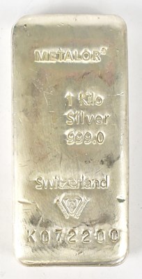 Lot 1146 - A Metalor Switzerland 1kg bar of 999.0 silver,...