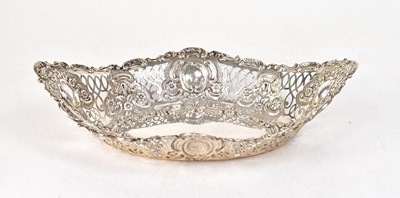 Lot 824 - GEORGE DAVID RATTRAY; a George V hallmarked...