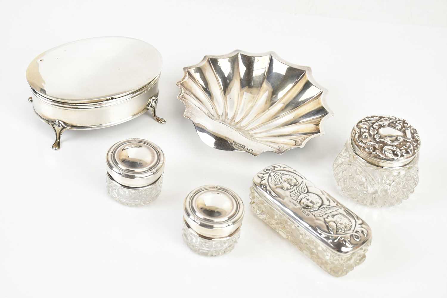 Lot 1552 - AITKEN BROTHERS; a George V hallmarked silver...