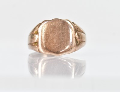 Lot 1329 - A 9ct rose gold signet ring (af, shank cut and...