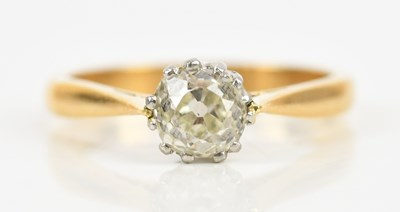 Lot 367 - An 18ct yellow gold diamond solitaire ring,...