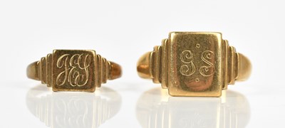 Lot 464 - A yellow metal signet ring, stamped '9ct solid...