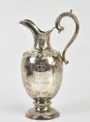Lot 2038 - GARRARD & CO LTD; an Elizabeth II hallmarked...