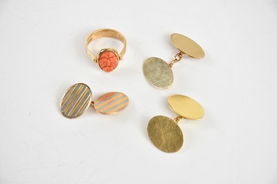 Lot 170 - A pair of 18ct gold cufflinks, and a single...