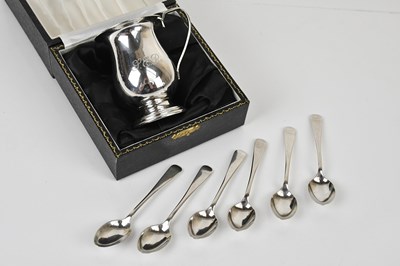 Lot 2408 - W I BROADWAY & CO; an Elizabeth II hallmarked...