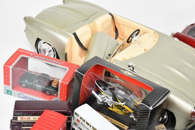 Lot 2038 - A mixed collection of diecast model cars...