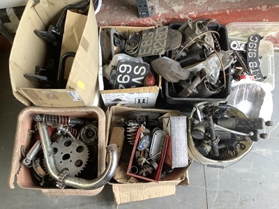 Lot 2040 - A collection of vintage motorcycle parts (7).