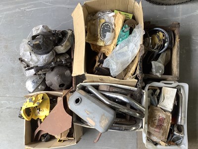 Lot 2043 - A collection of vintage motorcycle parts (6).