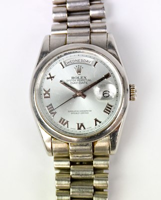 Lot 1572 - ROLEX; a c.2000 Oyster Perpetual Day-Date...