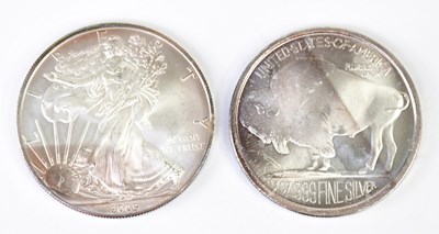 Lot 1195 - A USA fine silver 1oz one dollar coin, 2009...