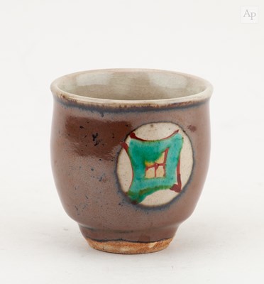 Lot 673 - TATSUZO SHIMAOKA (1919-2007); a stoneware cup...