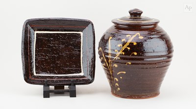 Lot 145 - CLIVE BOWEN (born 1943); a slipware jar and...