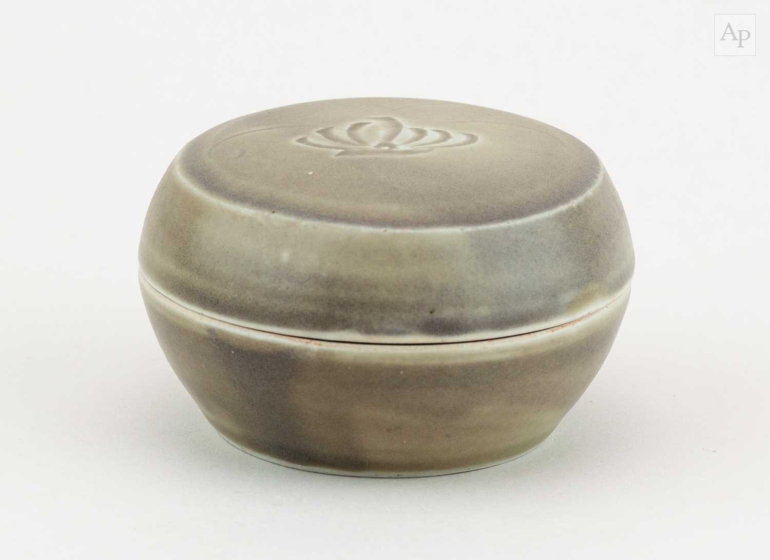 Lot 177 - DAVID LEACH (1911-2005) for Lowerdown Pottery;...