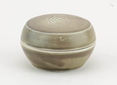 Lot 177 - DAVID LEACH (1911-2005) for Lowerdown Pottery;...