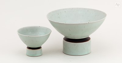 Lot 43 - ARTHUR GRIFFITHS (1928-2016); a stoneware bowl...