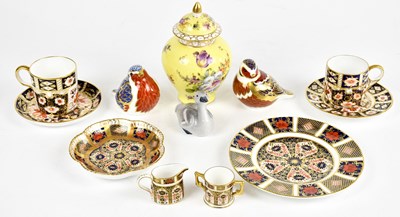 Lot 653 - ROYAL CROWN DERBY; a collection of ceramics in...