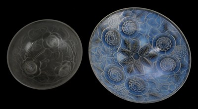 Lot 265 - A French Art Deco opalescent glass bowl,...