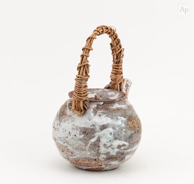 Lot 11 - AKIKO HIRAI (born 1970); a stoneware teapot...