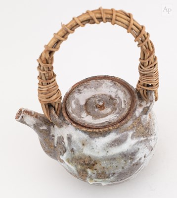 Lot 11 - AKIKO HIRAI (born 1970); a stoneware teapot...