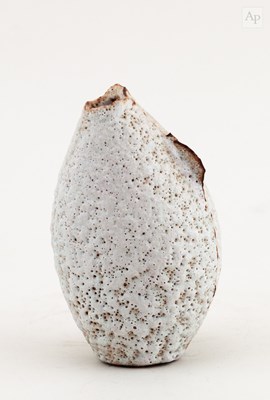 Lot 10 - AKIKO HIRAI (born 1970); a stoneware seed pod...