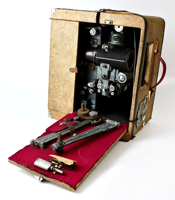 Lot 671 - A Bell & Howell 600 series projector, in...