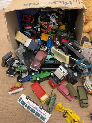 Lot 77 - A large quantity of playworn and boxed toys,...
