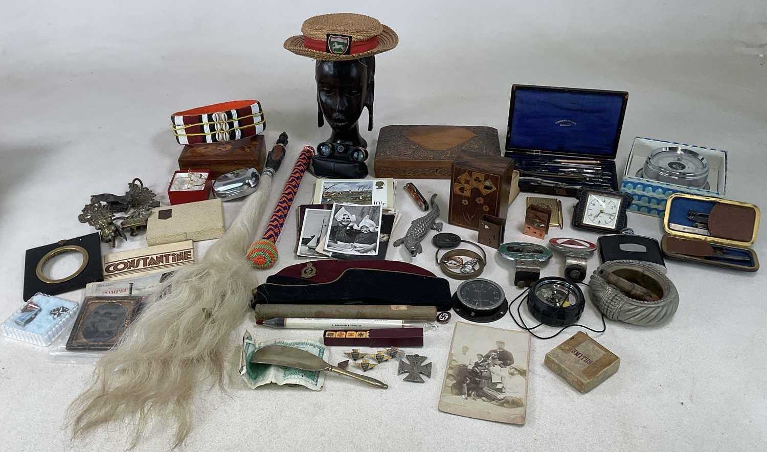 Lot 17 - A large and interesting group of collectors'...
